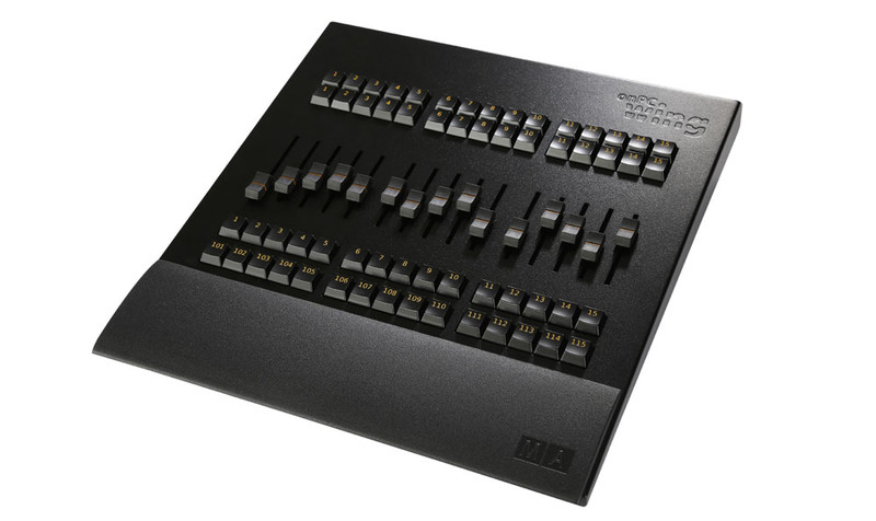 csm_MA_onPC-fader-wing-web_04_d5a4263569